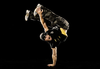 Jay-Roc_Freeze_mit_Schrei-Breakdance_ret_01.jpg